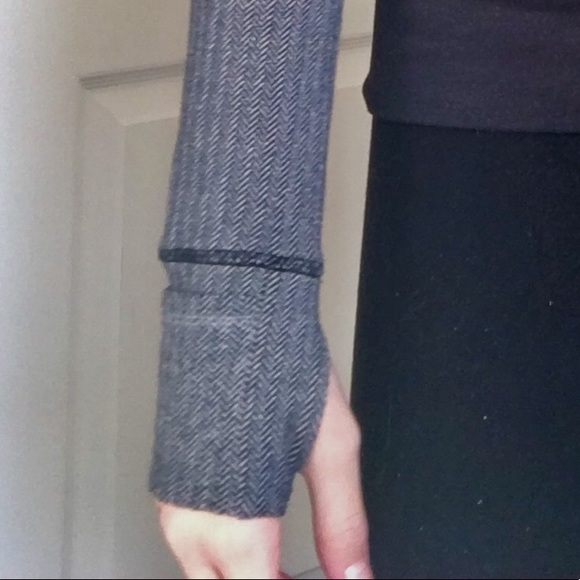 Ivivva Jacket - Picture 3 of 3